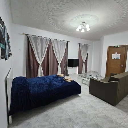 Sea-view - Sleeps 2 *